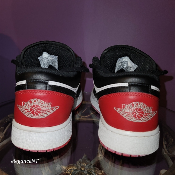 Nike Air Jordan 1 Low  Black/ White and Varsity Red Sneakers Sz: 6Y - Picture 8 of 11